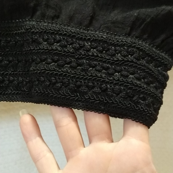 Embroidered waistband harem style pants. - Picture 2 of 9